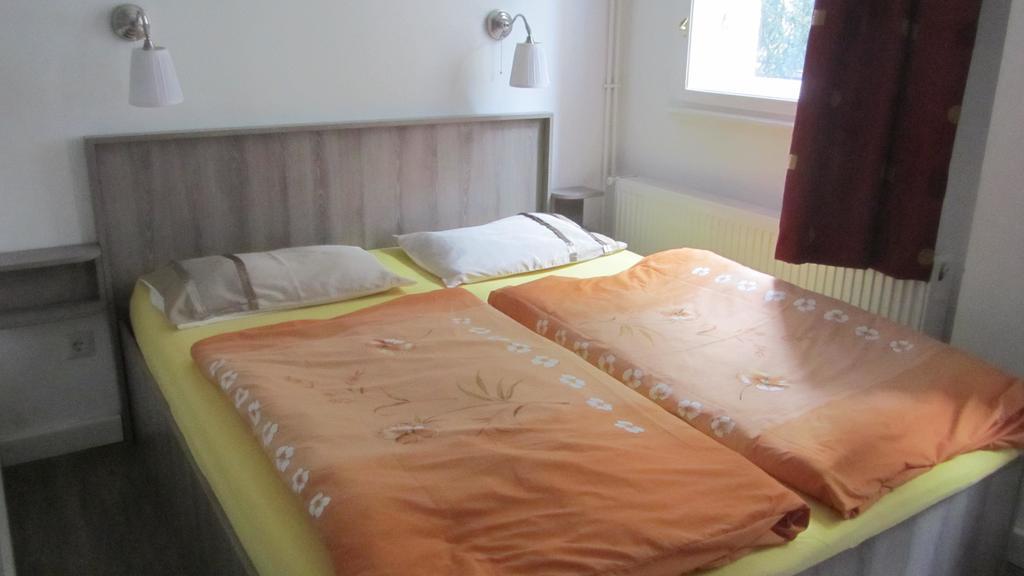 Judy And Sandor Apartmen Budapesta Exterior foto